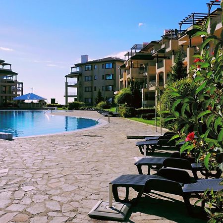 Ваканционни Апартаменти Калиакрия - Holiday Apartments Kaliakria Topola Εξωτερικό φωτογραφία