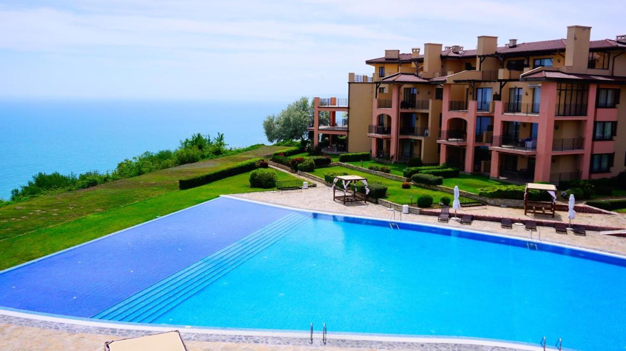 Ваканционни Апартаменти Калиакрия - Holiday Apartments Kaliakria Topola Εξωτερικό φωτογραφία
