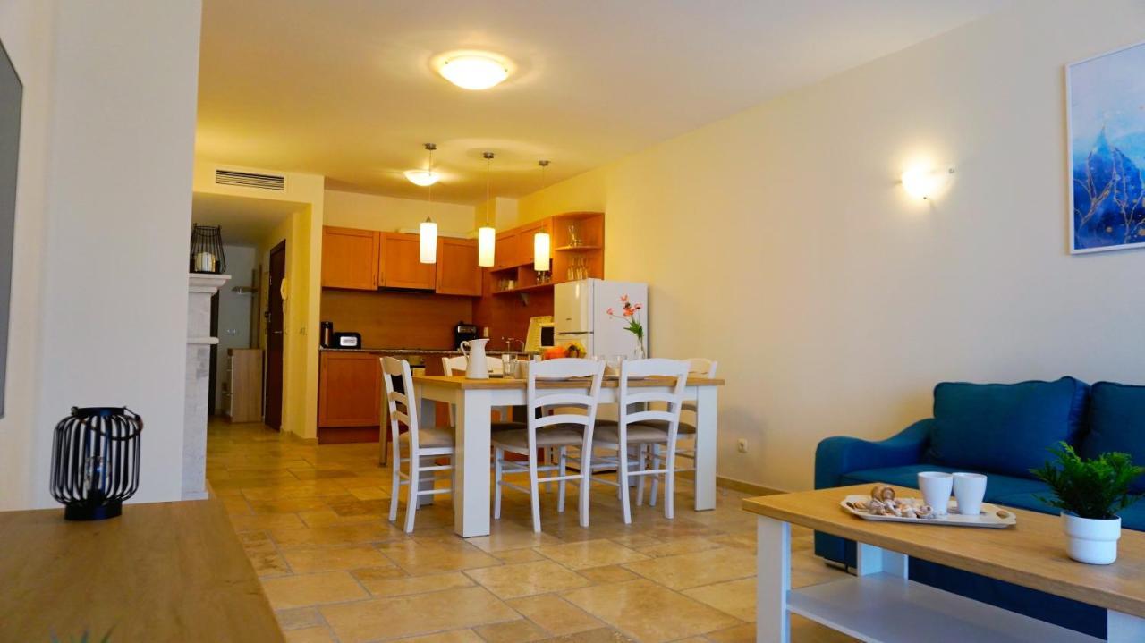 Ваканционни Апартаменти Калиакрия - Holiday Apartments Kaliakria Topola Εξωτερικό φωτογραφία