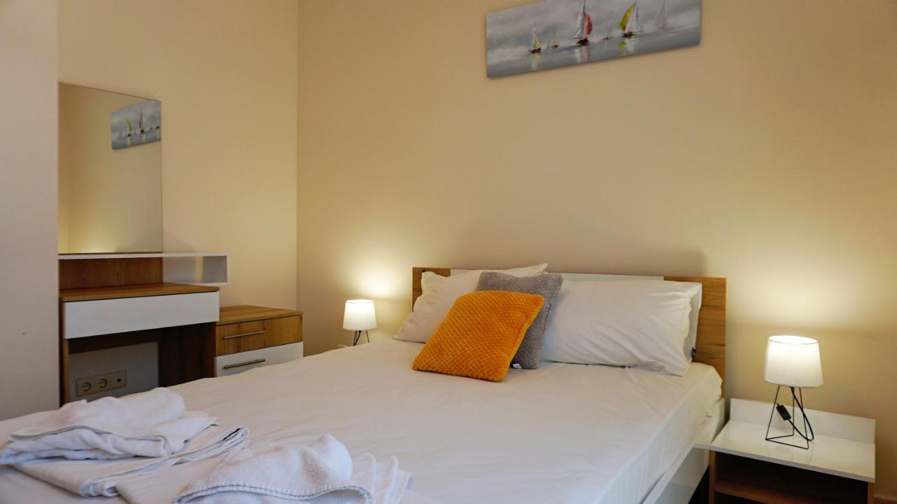 Ваканционни Апартаменти Калиакрия - Holiday Apartments Kaliakria Topola Εξωτερικό φωτογραφία