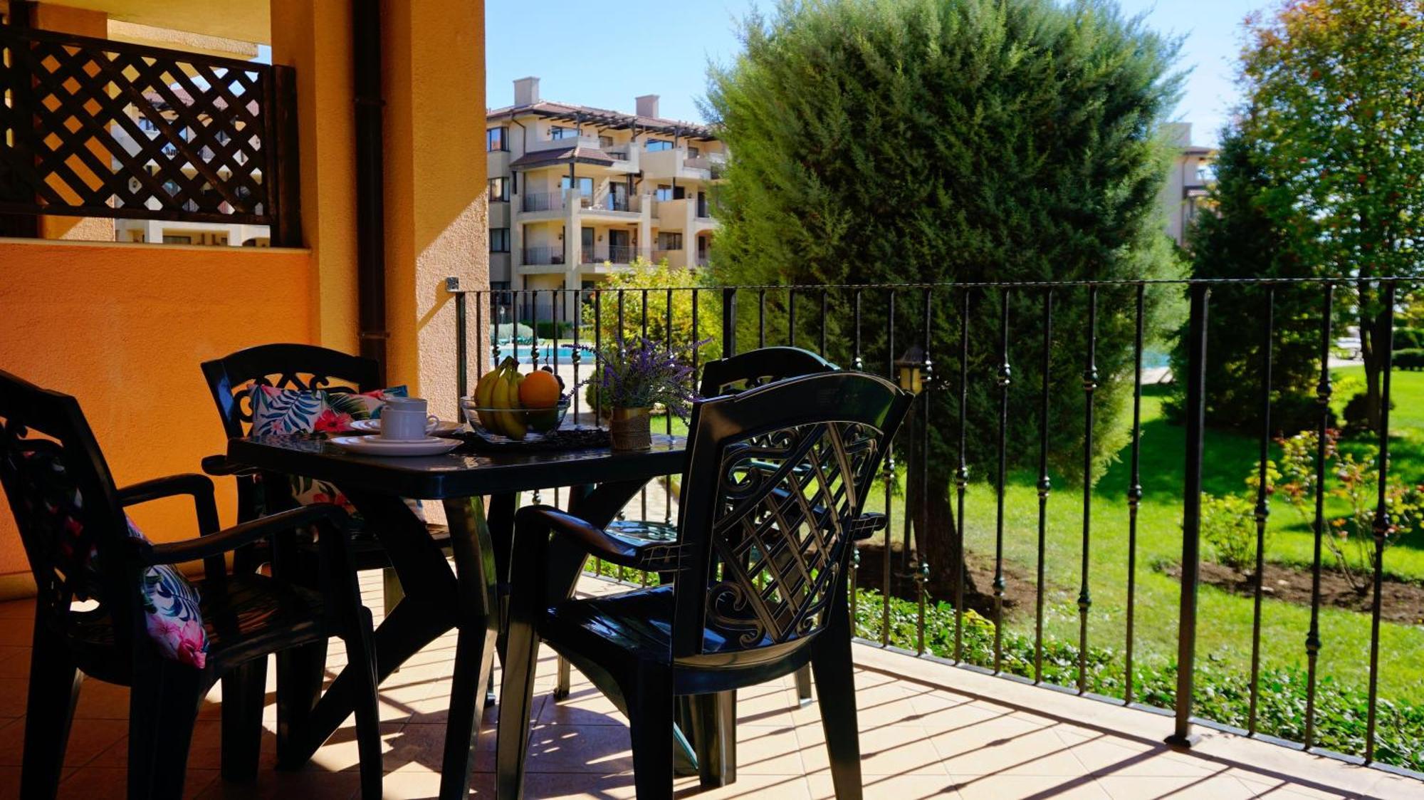 Ваканционни Апартаменти Калиакрия - Holiday Apartments Kaliakria Topola Εξωτερικό φωτογραφία