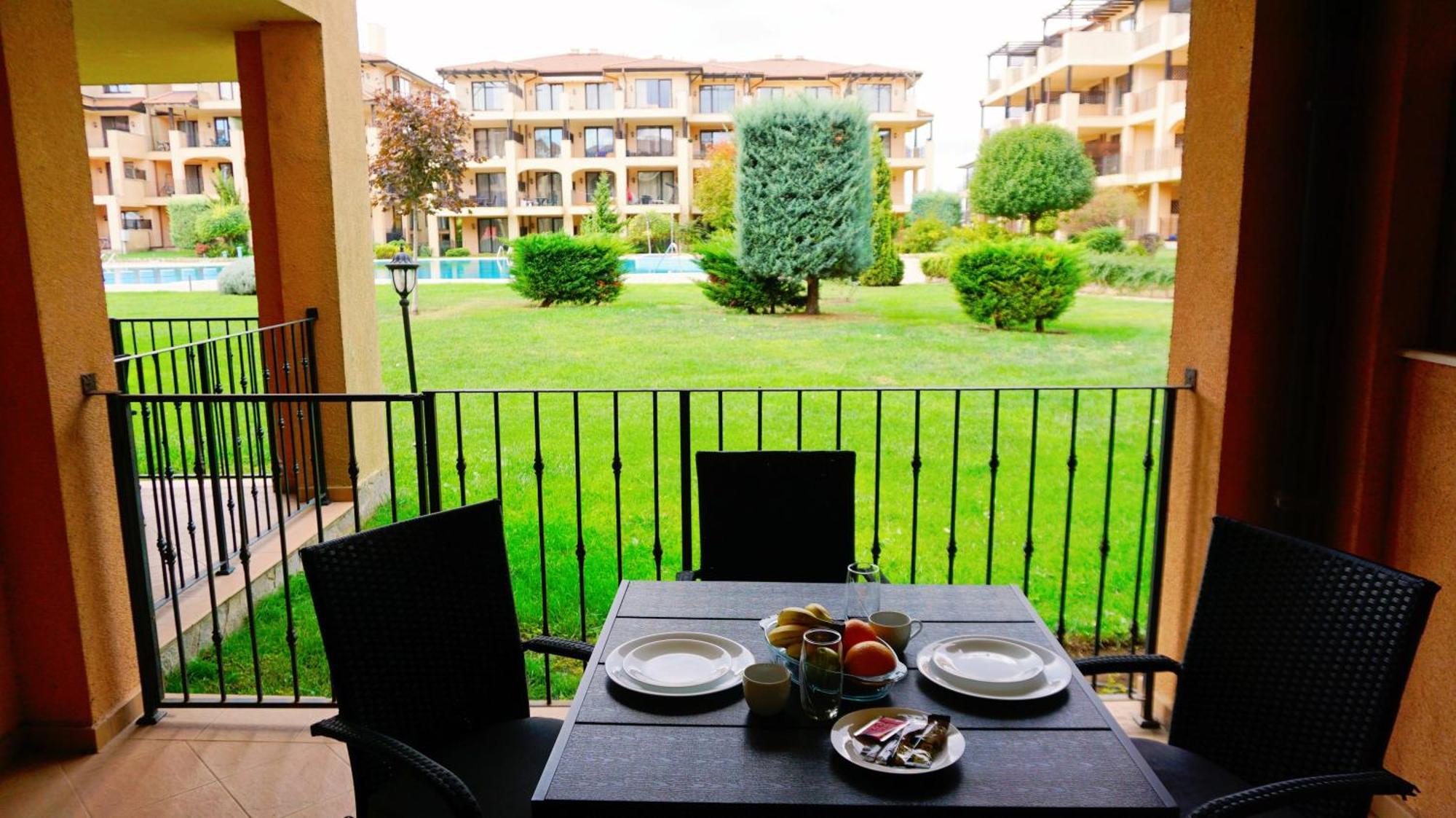 Ваканционни Апартаменти Калиакрия - Holiday Apartments Kaliakria Topola Εξωτερικό φωτογραφία