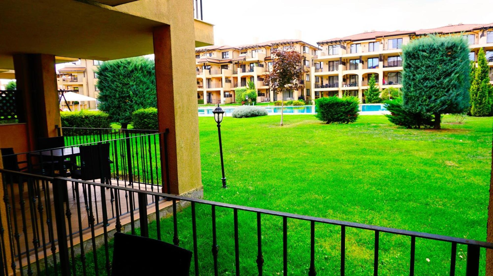 Ваканционни Апартаменти Калиакрия - Holiday Apartments Kaliakria Topola Εξωτερικό φωτογραφία