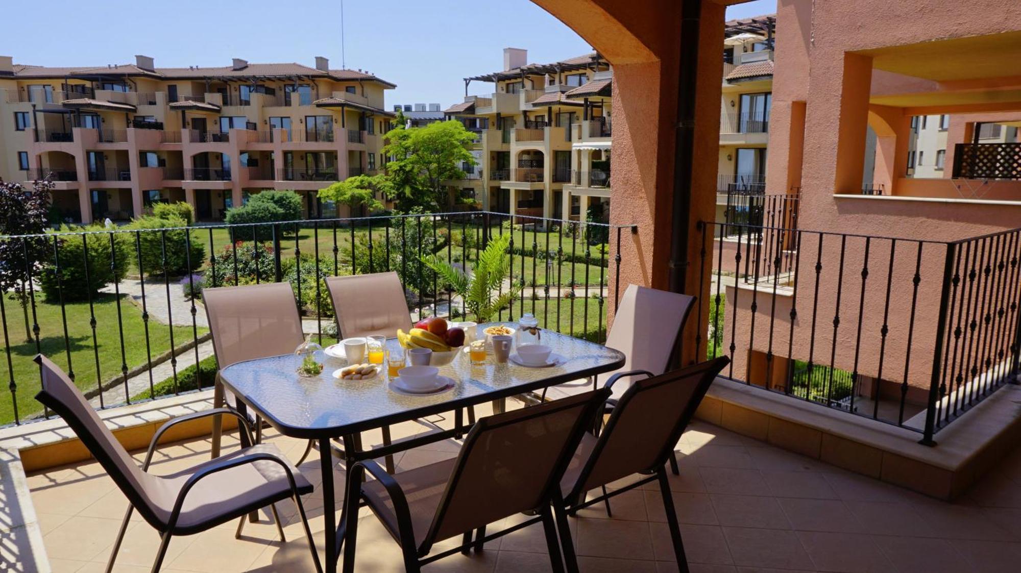 Ваканционни Апартаменти Калиакрия - Holiday Apartments Kaliakria Topola Εξωτερικό φωτογραφία