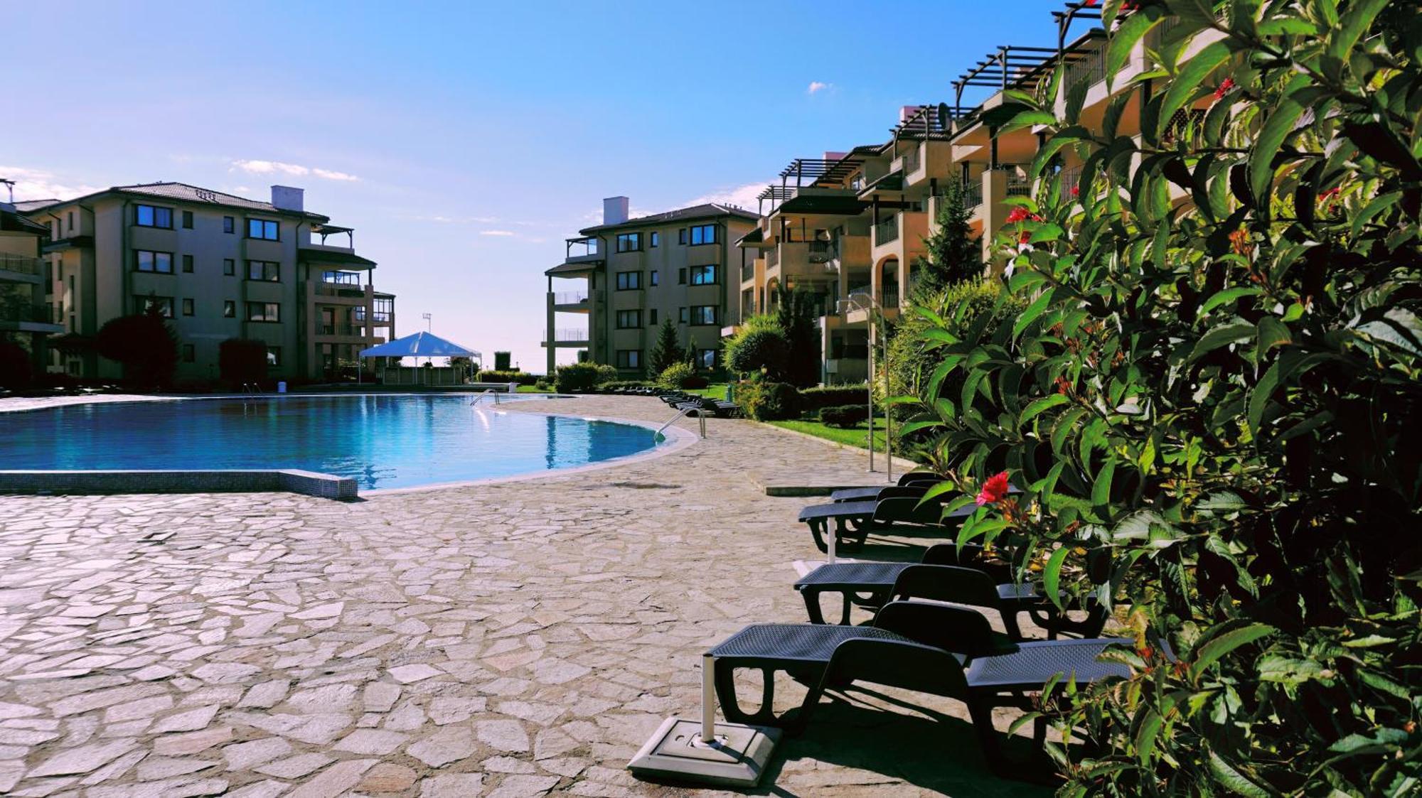 Ваканционни Апартаменти Калиакрия - Holiday Apartments Kaliakria Topola Εξωτερικό φωτογραφία